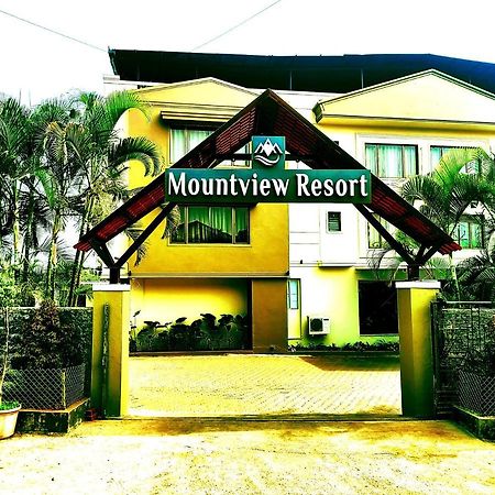 Mountview Resort Лонавала Экстерьер фото