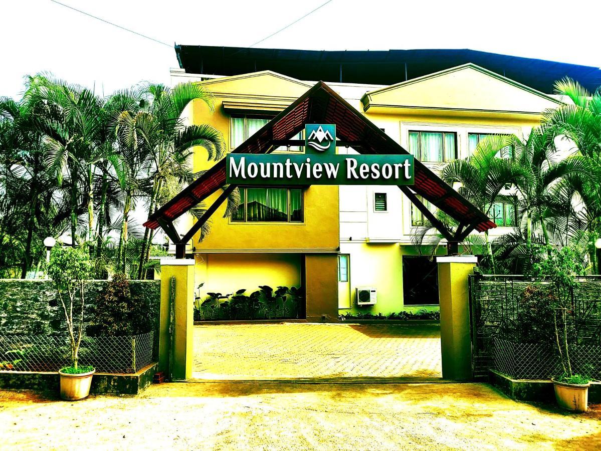Mountview Resort Лонавала Экстерьер фото