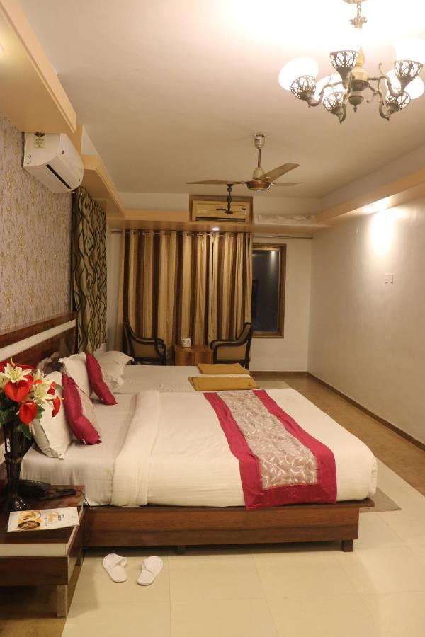 Mountview Resort Лонавала Экстерьер фото
