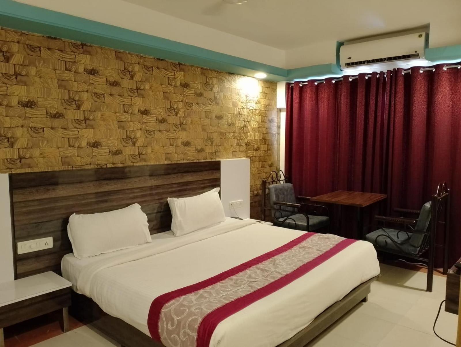 Mountview Resort Лонавала Экстерьер фото
