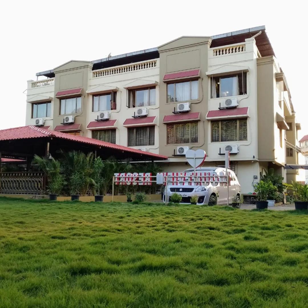 Mountview Resort Лонавала Экстерьер фото